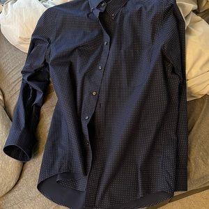 Uniqlo mens button up - blue print